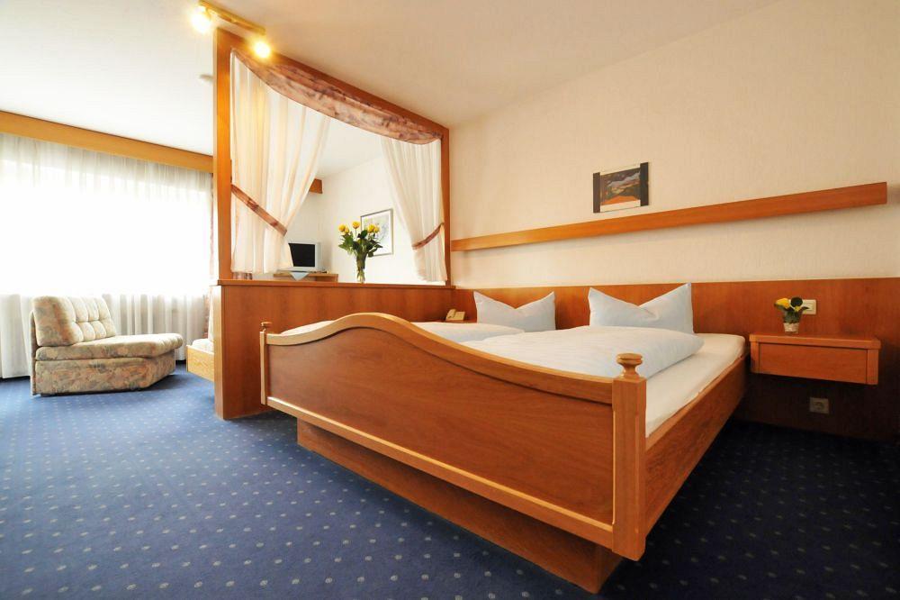 Hotel Ritter Теттнанґ Екстер'єр фото