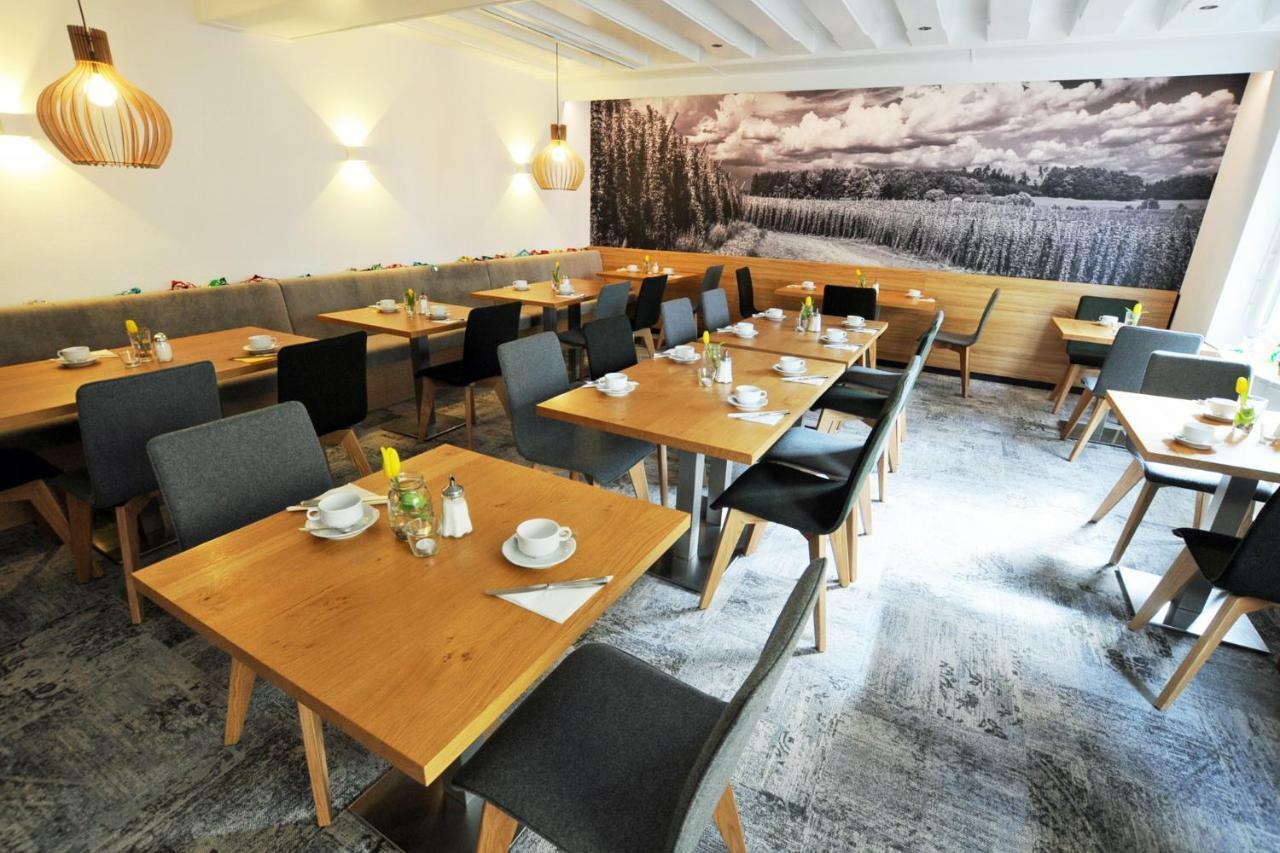 Hotel Ritter Теттнанґ Екстер'єр фото